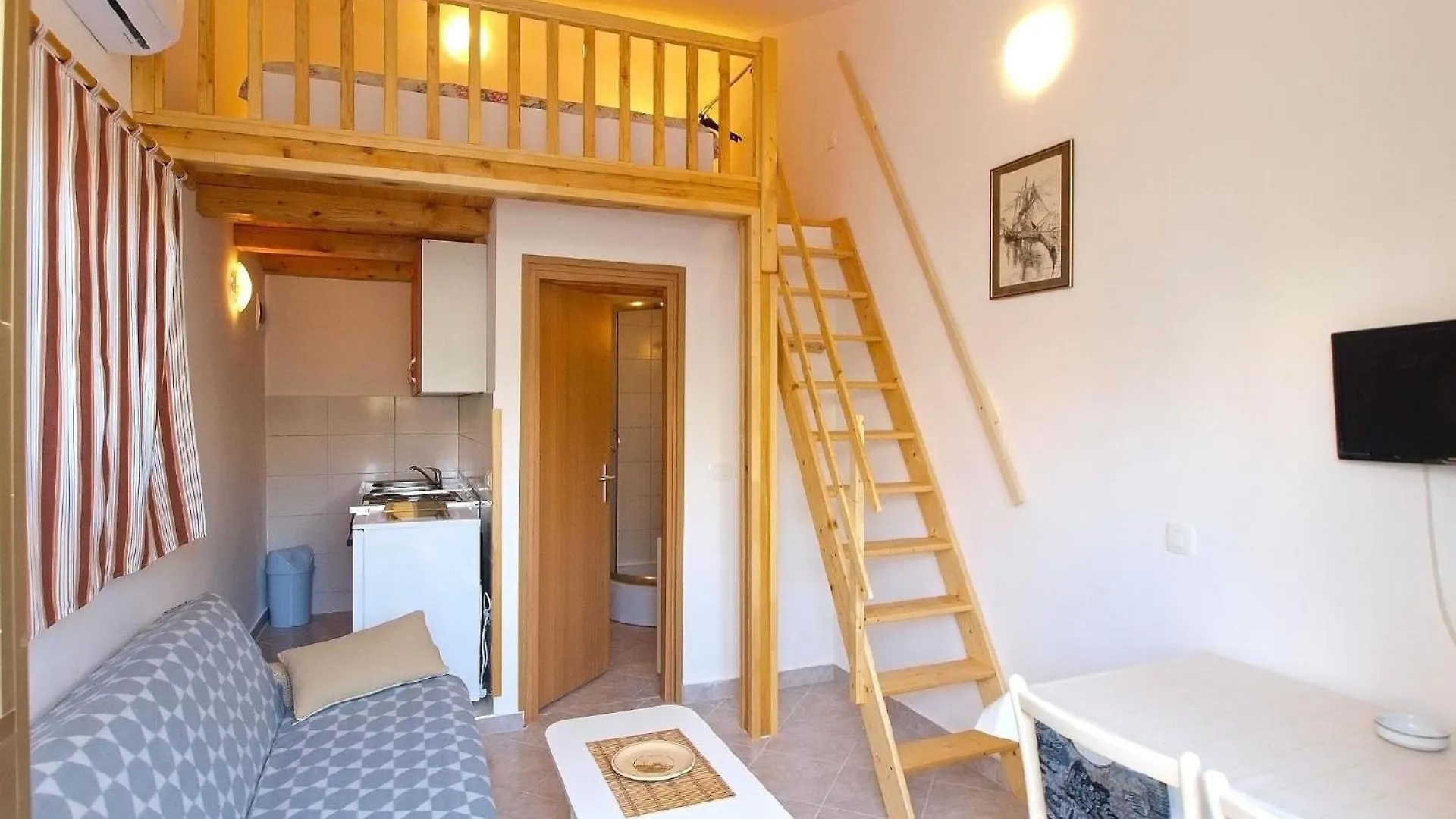 Ferienwohnung Fuer 3 Personen Ca 22 Qm In Pula-Fondole, Istrien Istrische Riviera Stinjan Apartment